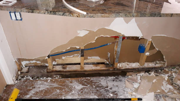 Sewage cleanup and water damage restoration in Independence, IA